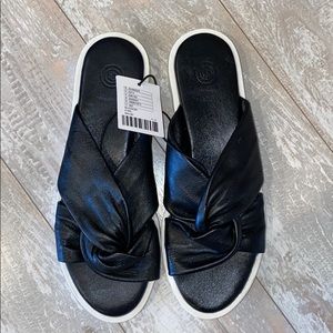 Urban outfitters sandals
